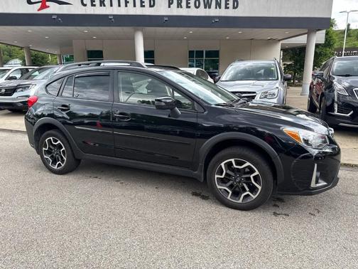 Crystal Black Silica 2016 Subaru Crosstrek 2.0i Limited