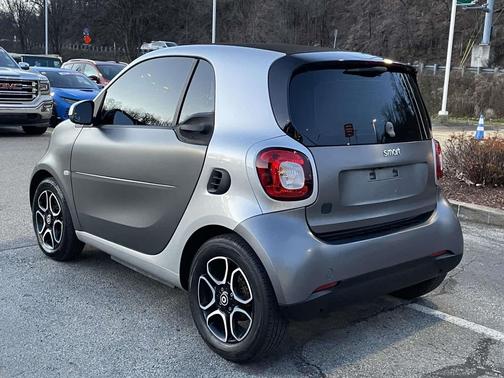 2019 smart EQ ForTwo Passion