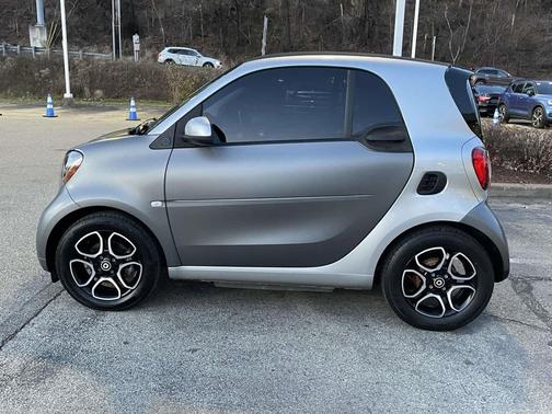 2019 smart EQ ForTwo Passion