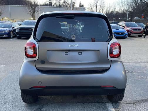 2019 smart EQ ForTwo Passion