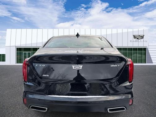 2023 Cadillac CT4 Luxury