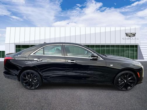 2023 Cadillac CT4 Luxury