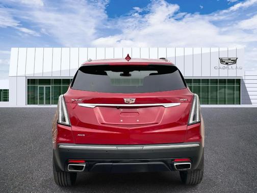 2020 Cadillac XT5 Sport