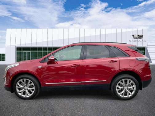 2020 Cadillac XT5 Sport