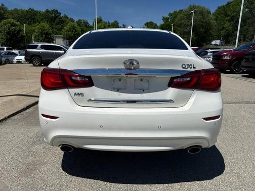 Moonlight White 2015 INFINITI Q70L 3.7X