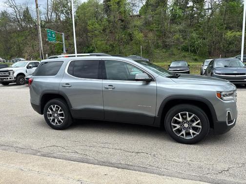 Sterling 2023 GMC Acadia SLT