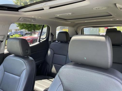 Sterling 2023 GMC Acadia SLT