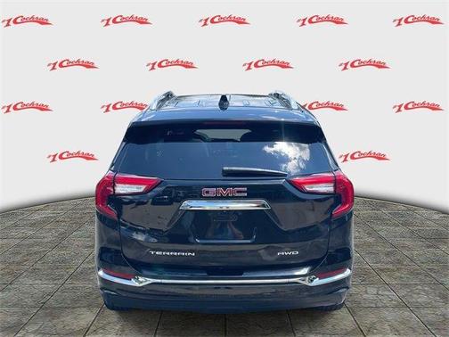 2022 GMC Terrain Denali