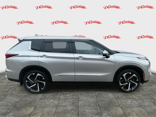2024 Mitsubishi Outlander 