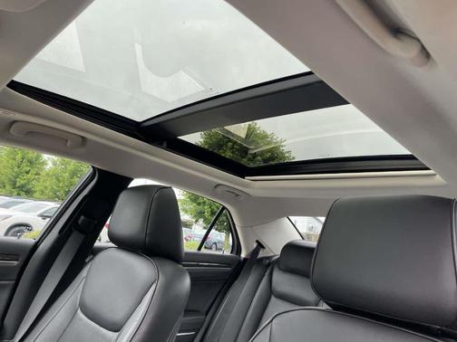Billet Silver Metallic Clearcoat 2018 Chrysler 300 Limited