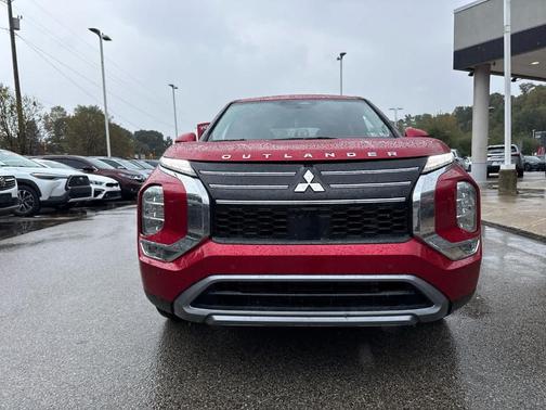 2025 Mitsubishi Outlander 