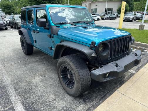 Bikini Pearlcoat 2020 Jeep Wrangler Unlimited Sport