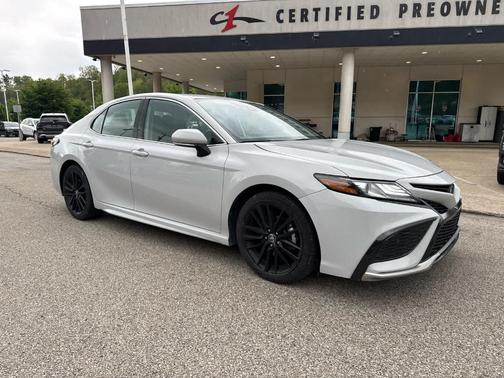 Ice Edge 2024 Toyota Camry XSE
