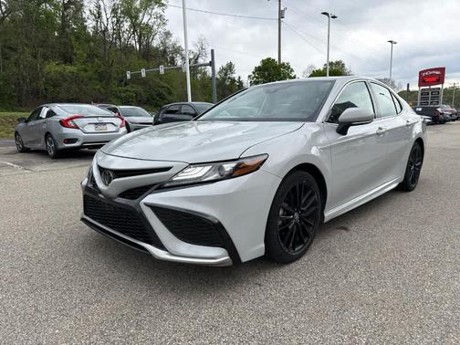 Ice Edge 2024 Toyota Camry XSE