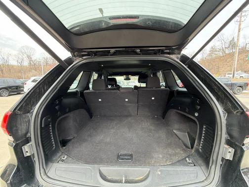 2018 Jeep Grand Cherokee Upland