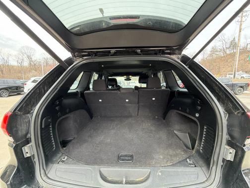 2018 Jeep Grand Cherokee Upland