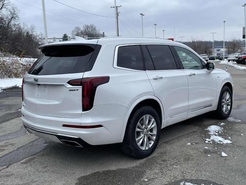 2023 Cadillac XT6 Luxury AWD