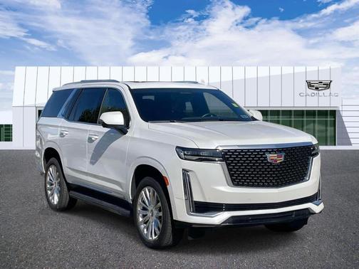 Crystal White Tri-Coat 2024 Cadillac Escalade Premium Luxury