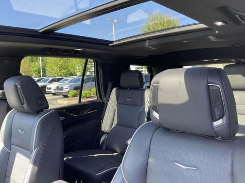 Crystal White Tri-Coat 2024 Cadillac Escalade Premium Luxury