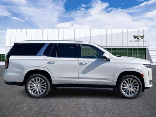 Crystal White Tri-Coat 2024 Cadillac Escalade Premium Luxury