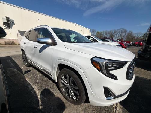 Summit White 2019 GMC Terrain Denali