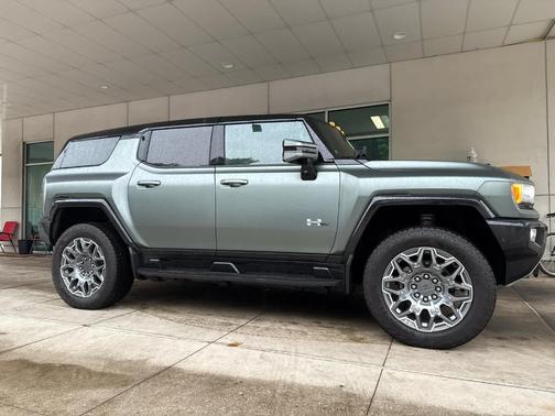 2024 GMC HUMMER EV SUV 3X