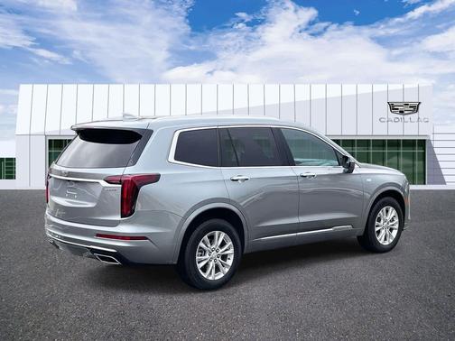 2024 Cadillac XT6 Luxury AWD