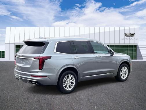 2024 Cadillac XT6 Luxury AWD