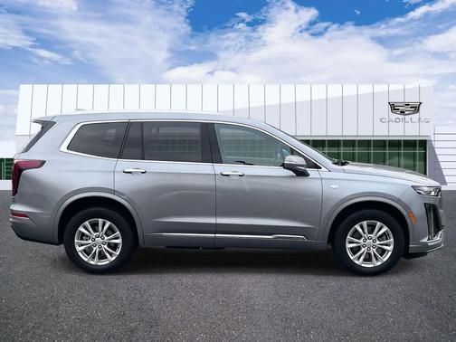 2024 Cadillac XT6 Luxury AWD