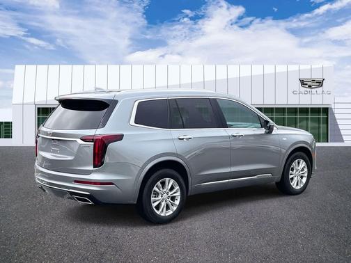 2024 Cadillac XT6 Luxury AWD