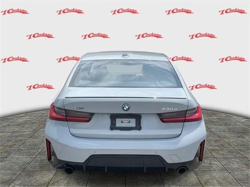 2023 BMW 330e xDrive