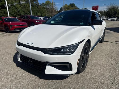 Snow White Pearl 2022 Kia EV6 GT-Line