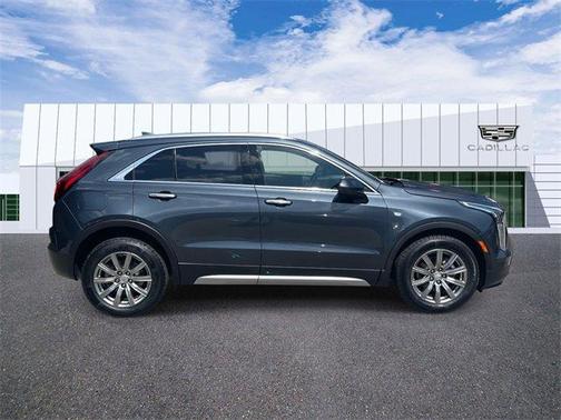 2020 Cadillac XT4 Premium Luxury