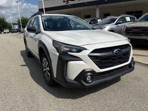 Crystal White Pearl 2024 Subaru Outback
