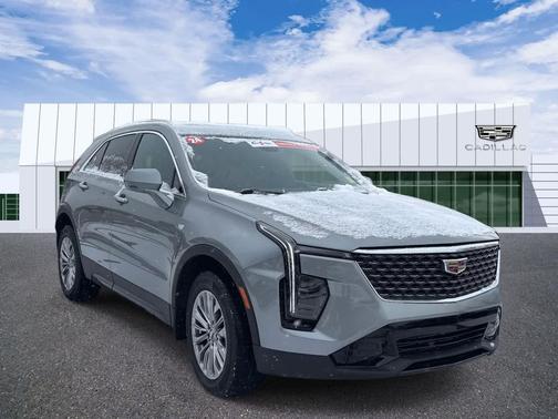 2024 Cadillac XT4 Premium Luxury