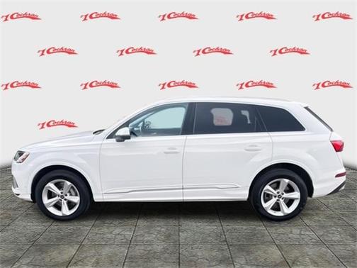 2024 Audi Q7 45 Premium Plus