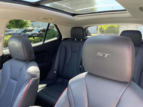 Moonstone Gray Metallic 2023 Buick Envision Essence
