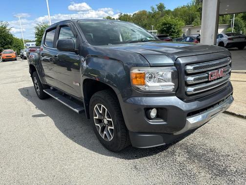 Cyber Gray Metallic 2015 GMC Canyon SLE