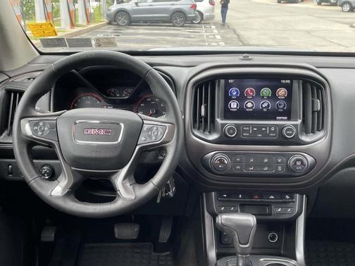 Cyber Gray Metallic 2015 GMC Canyon SLE