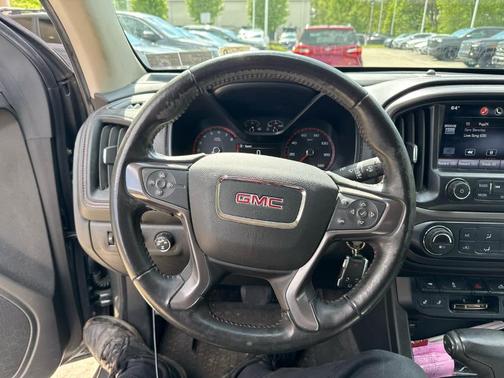 Cyber Gray Metallic 2015 GMC Canyon SLE