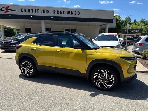 Nitro Yellow 2024 Chevrolet Trailblazer RS