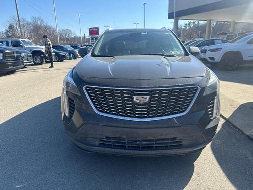 2023 Cadillac XT4 Luxury