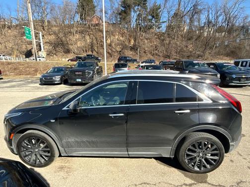 2023 Cadillac XT4 Luxury