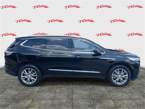 2022 Buick Enclave Essence