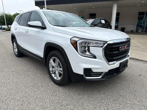 Summit White 2024 GMC Terrain SLE