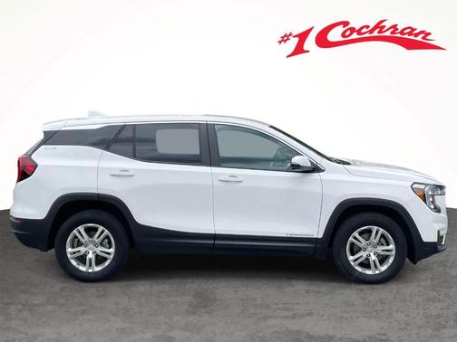 Summit White 2024 GMC Terrain SLE