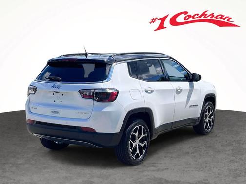Bright White Clearcoat 2024 Jeep Compass Limited