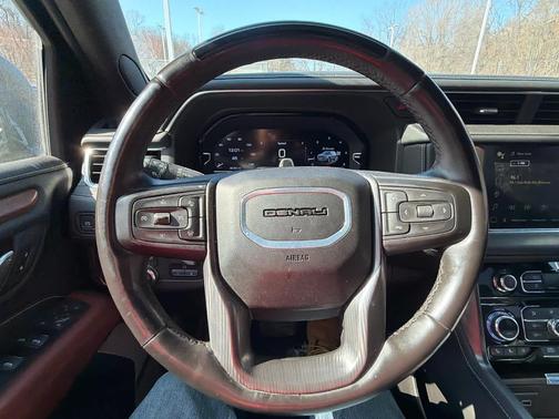 2024 GMC Yukon XL Denali Ultimate