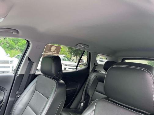 Marine Metallic 2023 GMC Terrain SLT