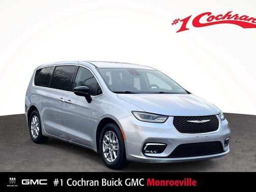 2024 Chrysler Pacifica Touring-L